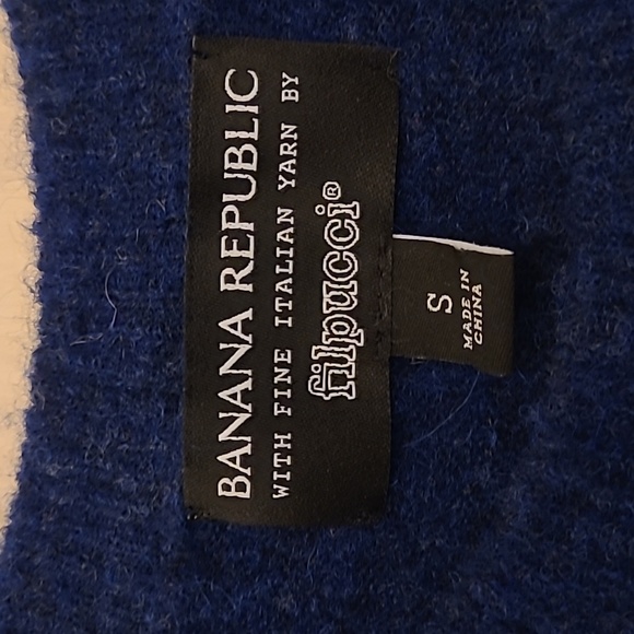 EUC Banana Republic Crew Neck Filpucci Wool Yarn Dark Blue Sweater - Picture 3 of 11